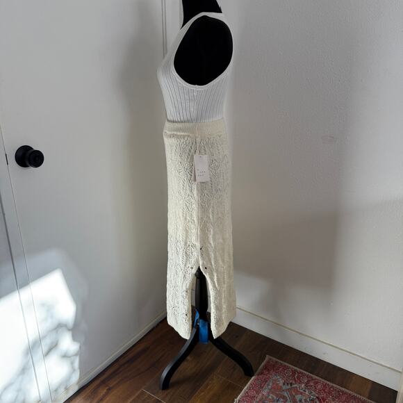 NWT a new day Cream Crochet Skirt - lined - S - Picture 7 of 12